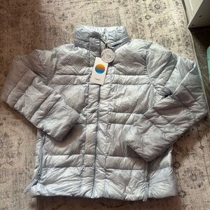 NWT Vuori Women’s Puffer Jacket